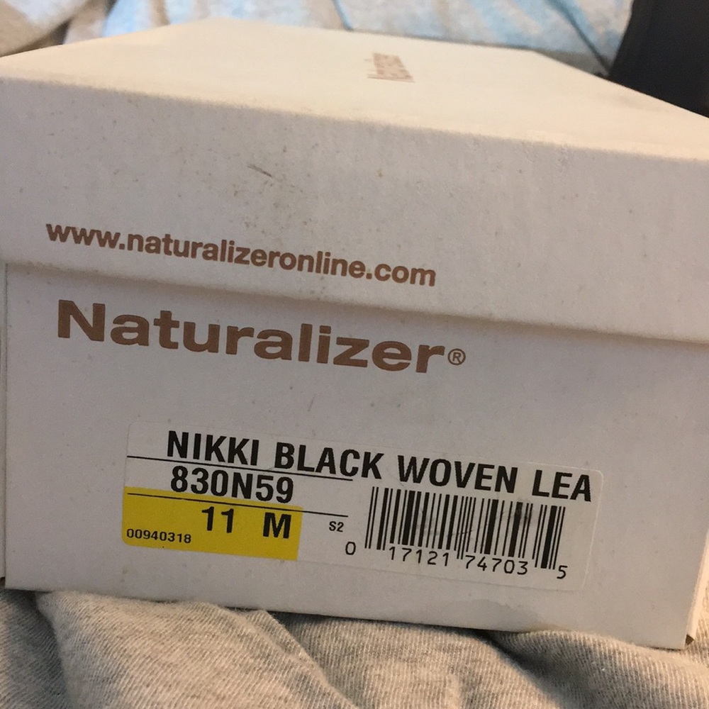Naturalizer slides - Picture 2 of 5